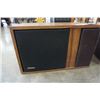Image 2 : PAIR OF BOSE 301 SPEAKERS