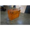 Image 2 : WOOD ORGANIZER CASE WITH 8 DRAWERS, LOCK AND LIFT TOP
