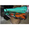 Image 2 : Kun violin with bow and case
