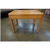 Image 2 : OAK ENDTABLE
