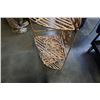 Image 3 : Decorative metal folding shelf needs repair