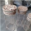 Image 2 : 3 decorative cast iron stands