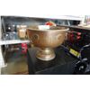 Image 2 : HAMMERED COPPER PEDESTAL BOWL