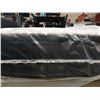 Image 3 : LOGAN AND COVE KINGSIZE PILLOWTOP MATTRESS