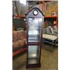 Image 1 : DISPLAY CASE WITH BUILT IN CLOCK