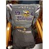 Image 3 : MINNESOTA VIKINGS NFL TSHIRTS, PULL OVER AND BLANKET