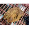 Image 2 : DIAMOND BACKCATCHER MASK AND SHOELESS BACKCATCHERS MITT