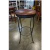 Image 3 : SWIVEL BARSTOOL WITH HEAVY METAL BASE