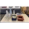 Image 1 : LOT OF CHRISTMAS DECOR, STAR TREE TOPPER, WINE BOTTLE STAND