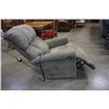 Image 8 : LAZBOY POWER RECLINER SEPERATE CONTROL FOR BACK AND LEG