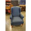 Image 1 : WINGBACK RECLINER