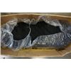 Image 2 : Box of New Zealand wool yarn