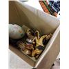 Image 2 : BOX OF ESTATE GOODS