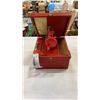 Image 1 : MINIATURE RED SEWING MACHINE IN CASE