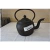 Image 2 : CAST IRON KETTLE