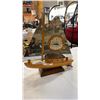 Image 2 : VINTAGE SNIDER ELECTRIC BOAT CLOCK