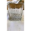 Image 8 : CRYSTAL DECANTER AND 6 CRYSTAL GLASSES