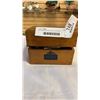 Image 2 : ANTIQUE WOOD BOX WITH ANTIQUE RASORS AND PHILIPS POCKET RADIO