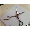 Image 2 : 2 BARBERS SCISSORS