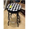 Image 1 : stool