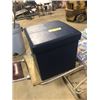 Image 1 : foot stools