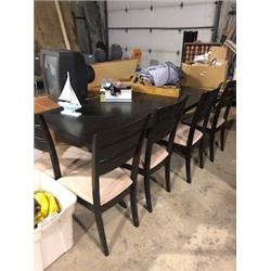 Table and chairs(5)