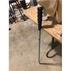 Larger pry bar