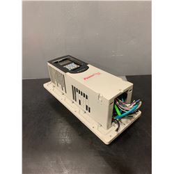 ALLEN BRADLEY - 20G11 F D 8P0 AA0NNNNN POWERFLEX 755 DRIVE