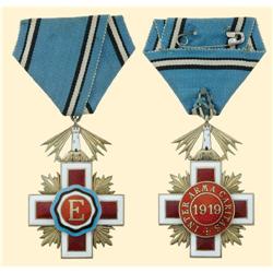 Medal - ESTONIA - ORDER OF THE RED CROSS