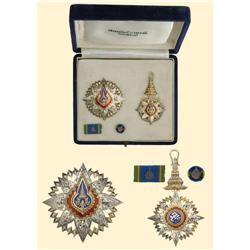 Medal - THAILAND - ORDER OF THE CROWN OF THAI