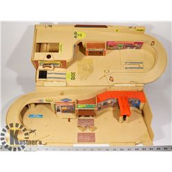 VINTAGE HOTWHEELS CAR TRACK