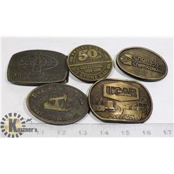 ESTATE BAG OF BELT BUCKLES