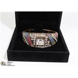 RHINESTONE & SHIMMER DESIGN QUARTZ FASHION WATCH