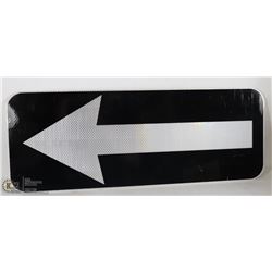 ROAD TRAFFIC DIRECTIONAL SIGN 3M TECHNOLOGY