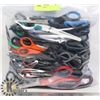 Image 1 : BAG OF SCISSORS