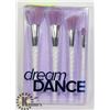 Image 1 : NEW 4PC MAKEUP BRUSH SET