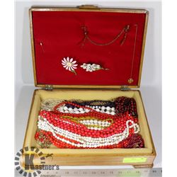VINTAGE JEWELRY BOX & JEWELRY