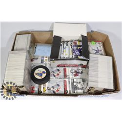 LARGE FLAT OF ASSORTED HOCKEY CARDS
