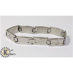 MEN'S STAINLESS STEEL BRACELETS