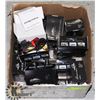Image 1 : BOX OF REVIEW CAMERAS