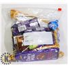 Image 1 : 24PCS OF ASSORTED CHOCOLATE, GUMS AND CANDY
