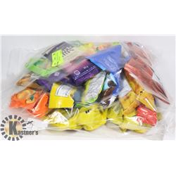 24PCS OF ASSORTED CHOCOLATE, GUMS AND CANDY