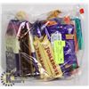 Image 1 : 24PCS OF ASSORTED CHOCOLATE, GUMS AND CANDY