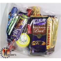 24PCS OF ASSORTED CHOCOLATE, GUMS AND CANDY