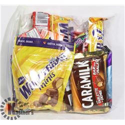 24PCS OF ASSORTED CHOCOLATE, GUMS AND CANDY