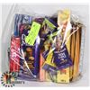 Image 1 : 24PCS OF ASSORTED CHOCOLATE, GUMS AND CANDY