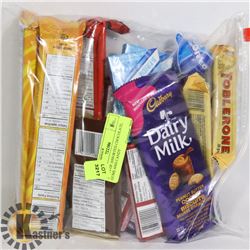 24PCS OF ASSORTED CHOCOLATE, GUMS AND CANDY