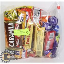 24PCS OF ASSORTED CHOCOLATE, GUMS AND CANDY