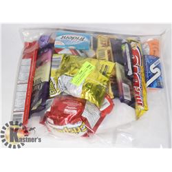24PCS OF ASSORTED CHOCOLATE, GUMS AND CANDY