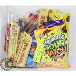 24PCS OF ASSORTED CHOCOLATE, GUMS AND CANDY